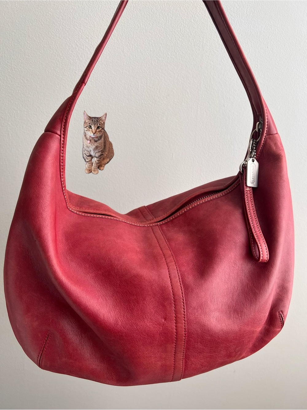 Vintage/Y2K Coach Ergo Hobo 9221, Red Color, Original Hang Tag and Zipper Pull